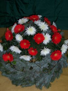 Kranz mit Gerbera und Chrysantheme